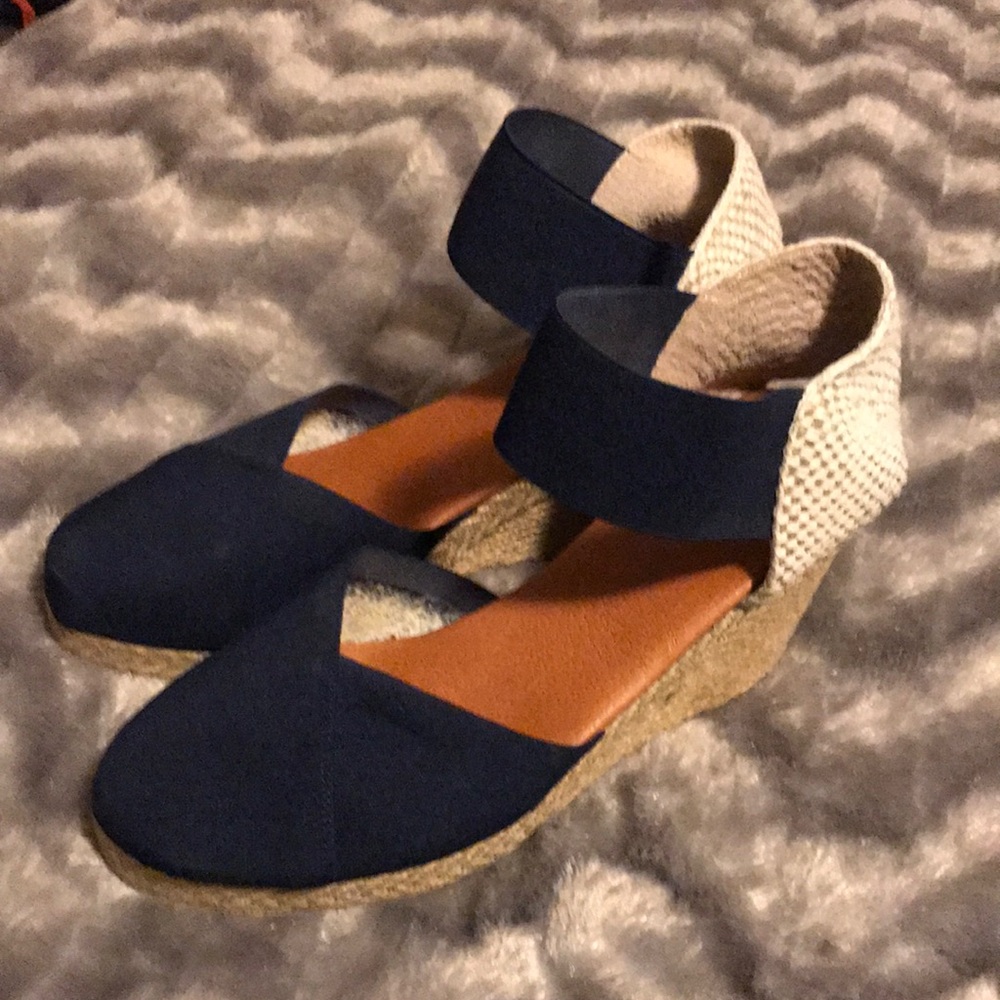 Andre Assous Navy and Cream Espadrille Wedge Sandals